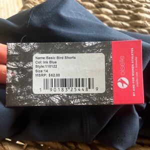 Oiselle NWT Size 14 Basic Bird Shorts in Ink Blue